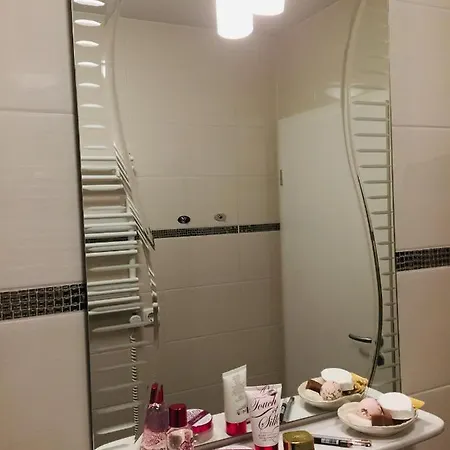 Kwi 50 Og Appartement